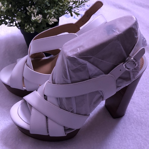 Michael kors shoes - Picture 7 of 7